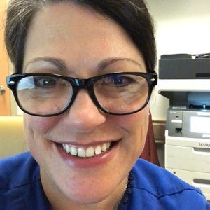 Meet your Posher, Lisa